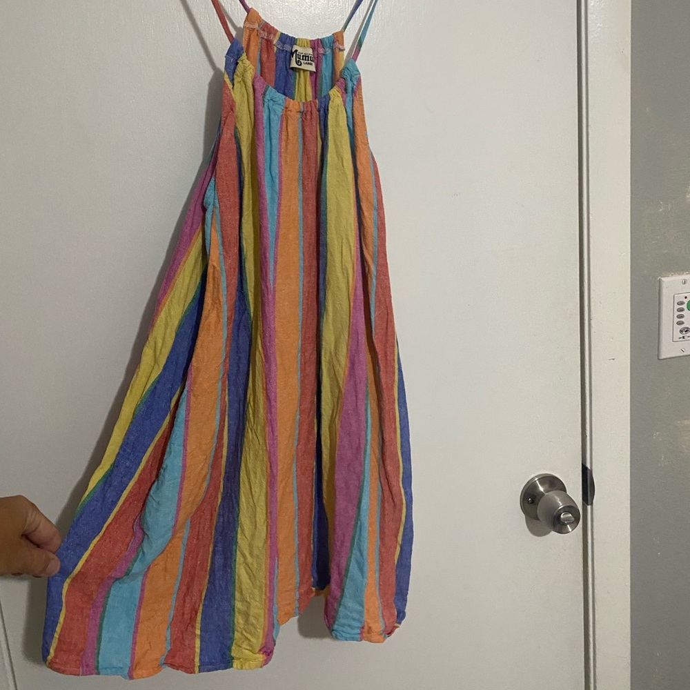 Show me your mumu. Size says large but fits like a small